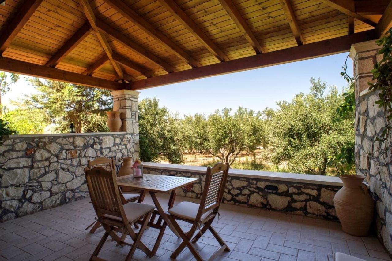 Petrinolis Retreat Apartman Szitía Kültér fotó