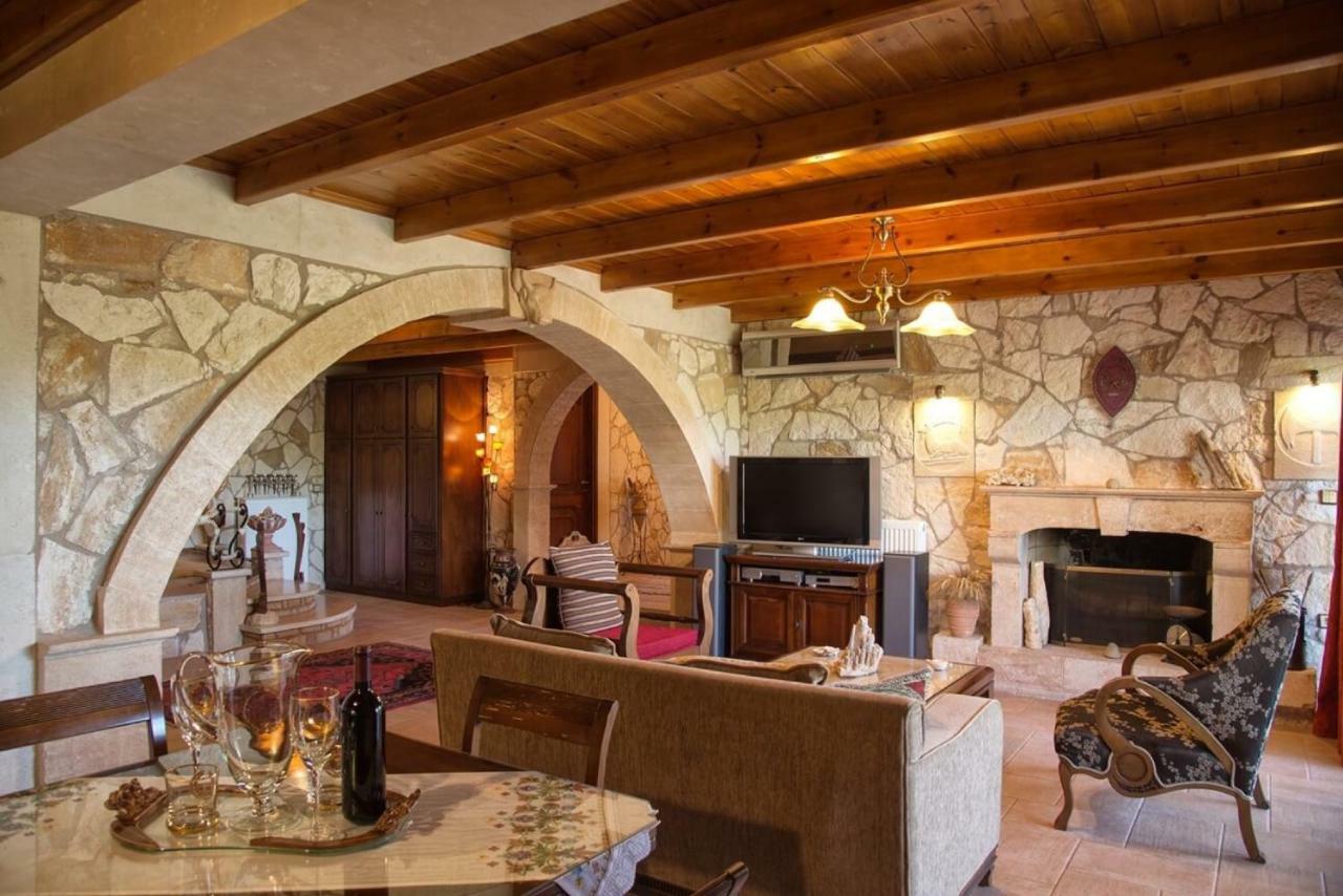 Petrinolis Retreat Apartman Szitía Kültér fotó
